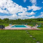 Fattoria Petraglia - Loggiato By Interhome