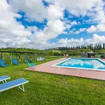 Lägenhet Fattoria Petraglia - Loggiato By Interhome