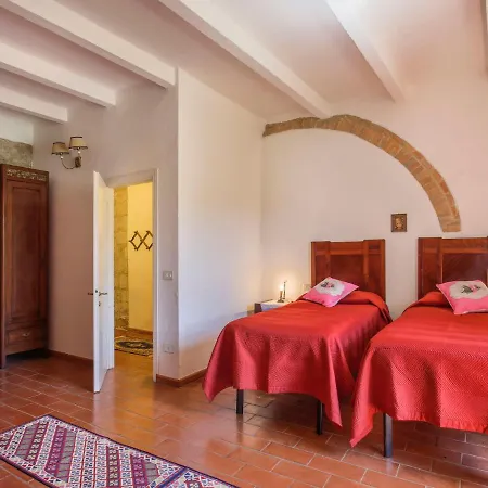 Fattoria Petraglia - Loggiato By Interhome