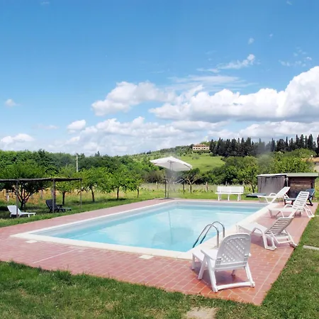 Lägenhet Fattoria Petraglia - Loggiato By Interhome